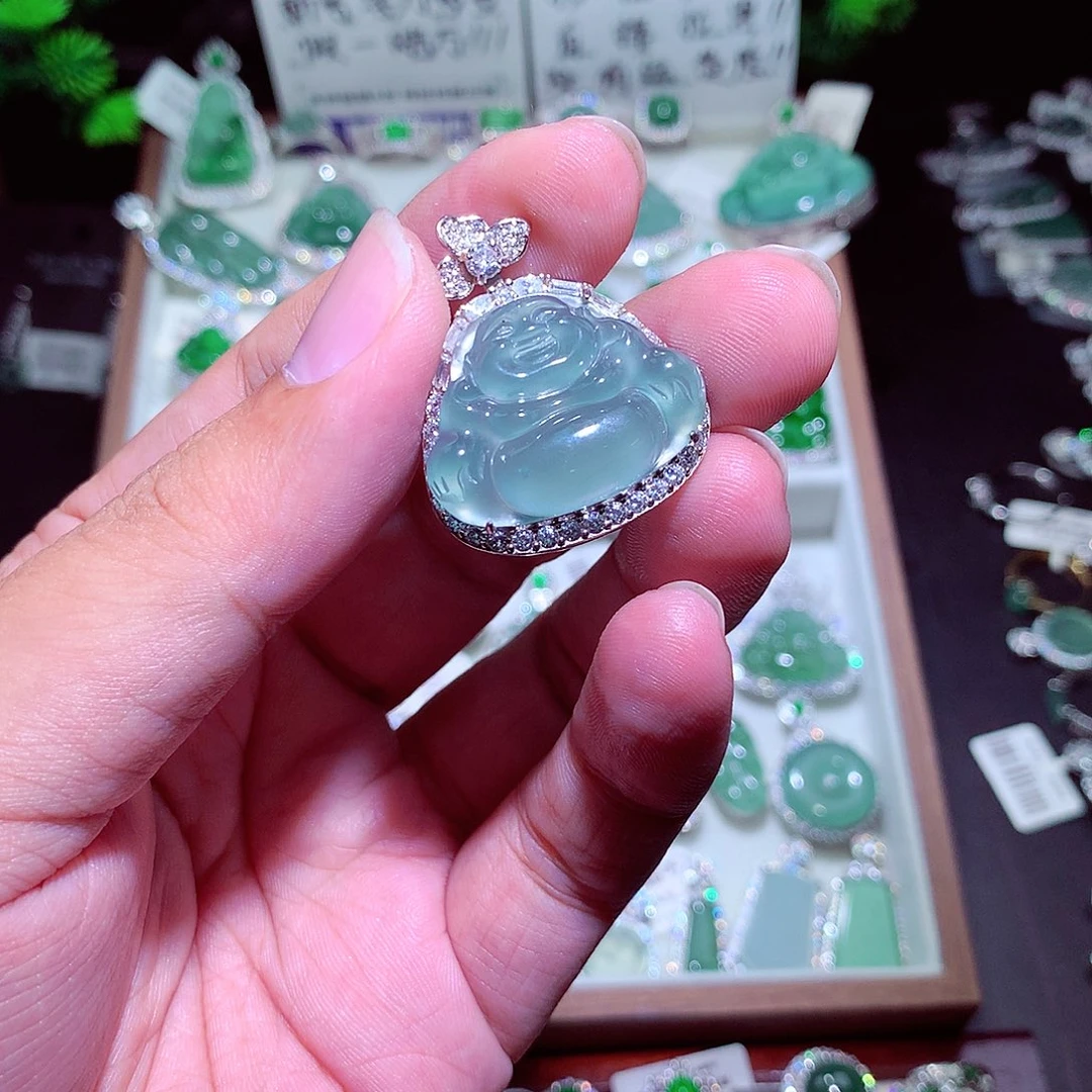 颈饰未镶嵌翡翠苹*～翡翠