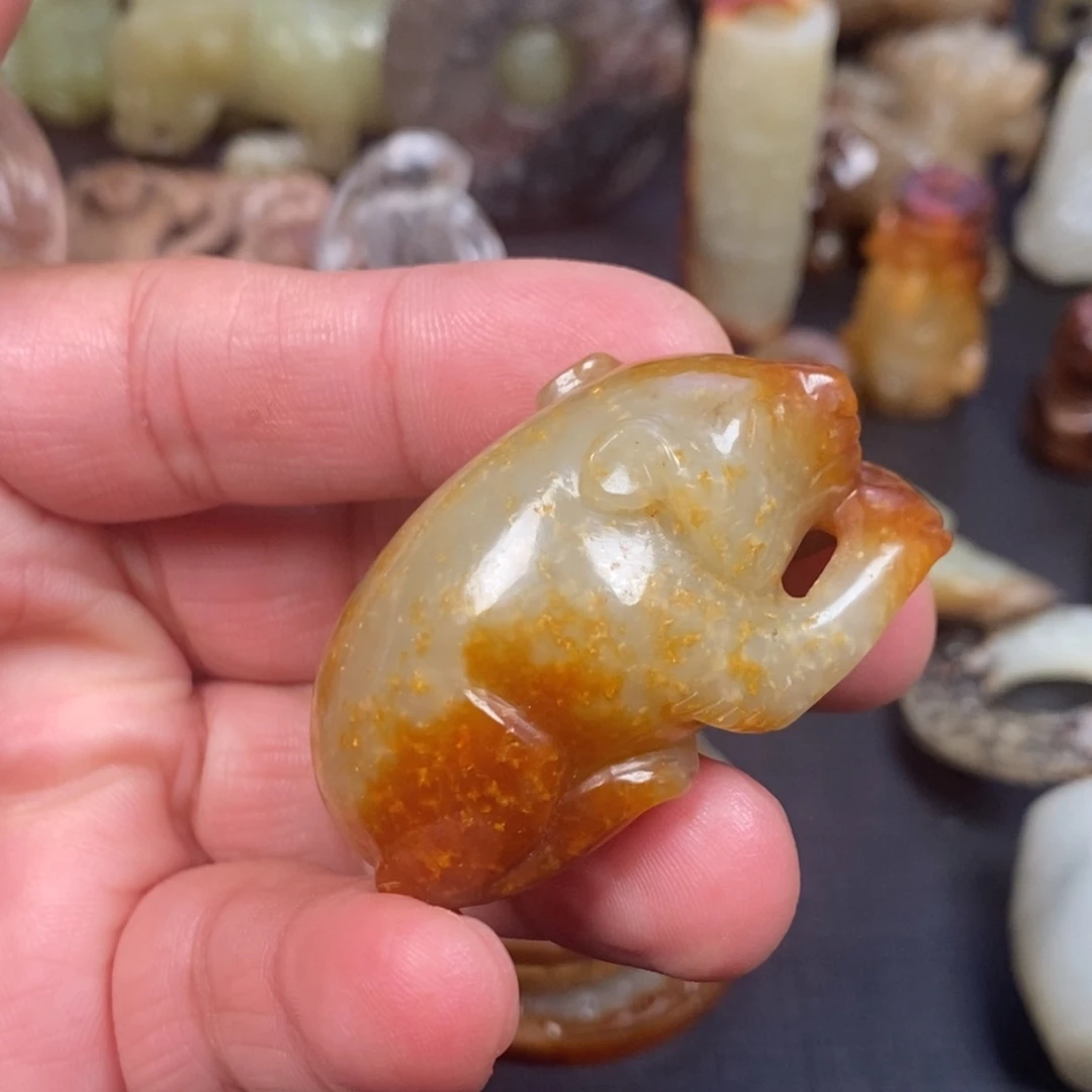 和田玉挂件未镶嵌朝***拾