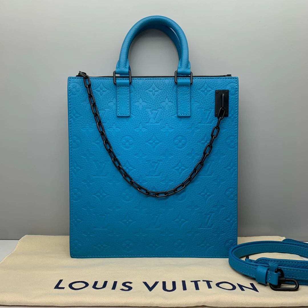 99新 LouisVuitton/路易威登 98新LV限量款5885蓝色Sac琴谱斜挎包