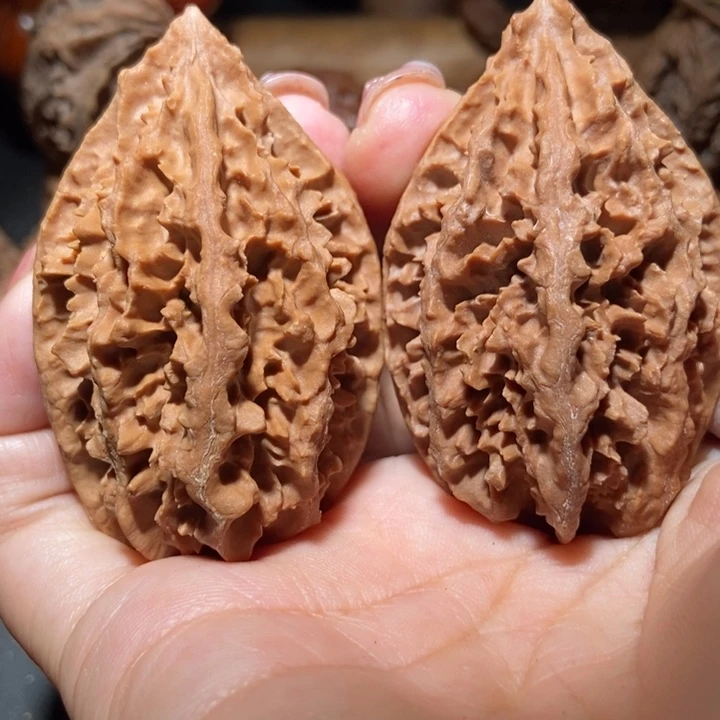 把件文玩核桃东北楸子小雪128