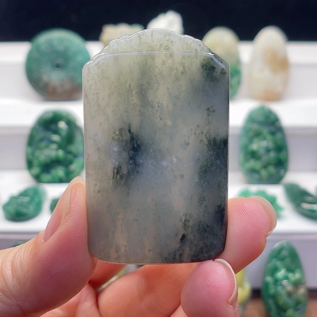 独山玉未镶嵌颈饰