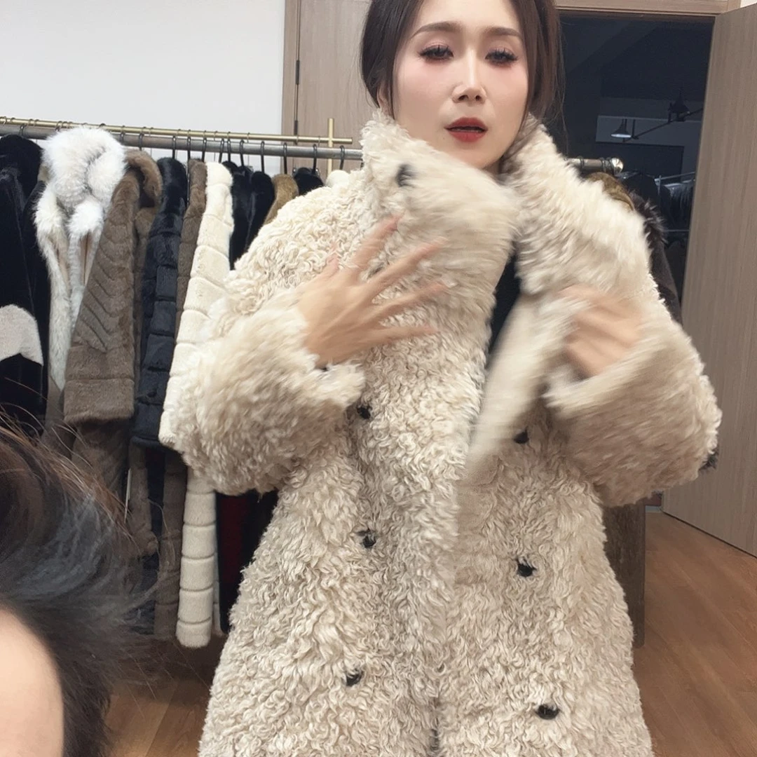 32号皮毛一体外套