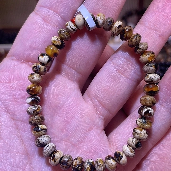 琥珀未镶嵌裸石6+抚顺琥珀干白