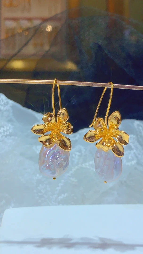 足金999 巴洛克珍珠耳钩