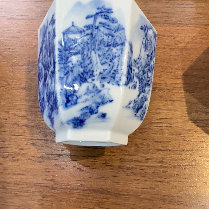 和**亲青花细工山水主人杯