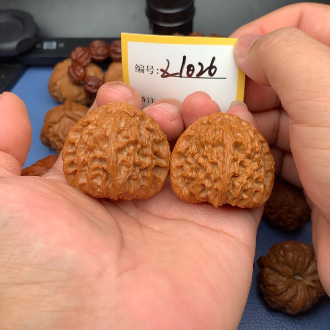 吊坠文玩核桃42白狮子1026