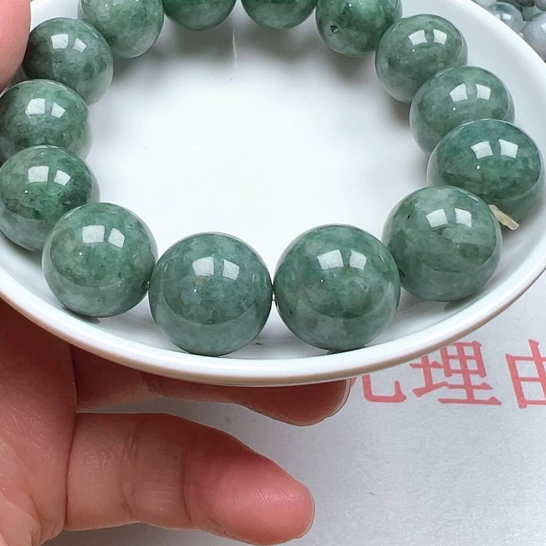 翡翠散珠用****3货主货主