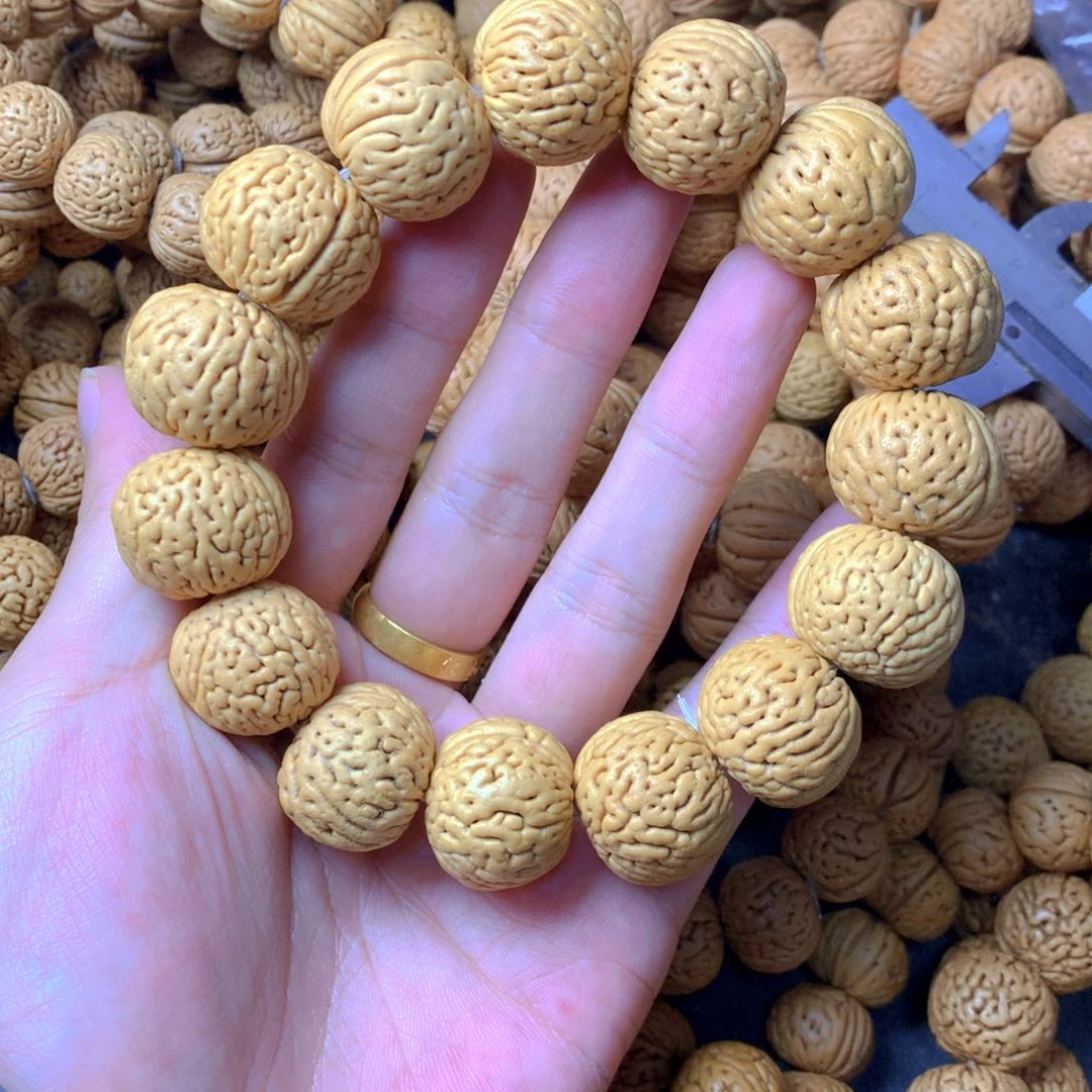 吊坠桃核白*气桃核白月