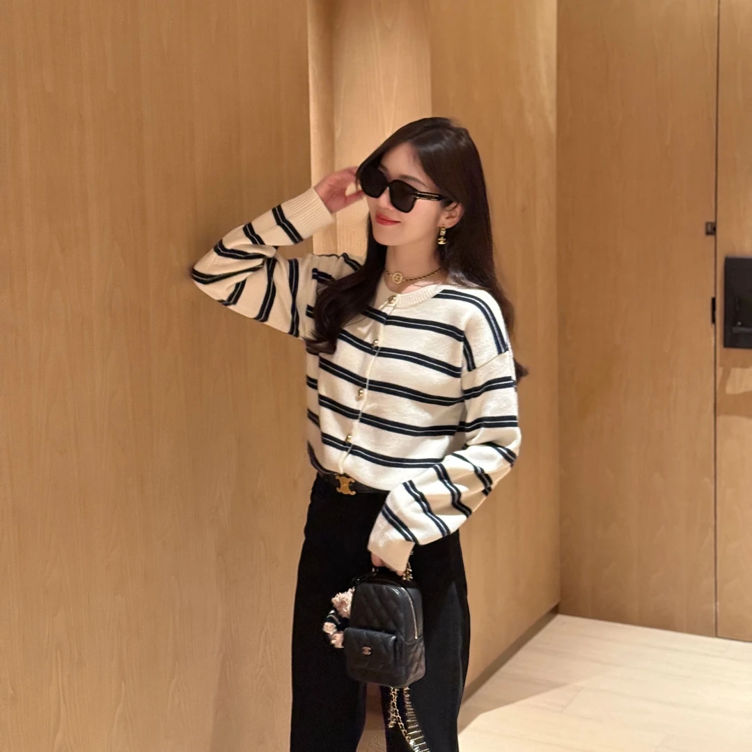 Syna希娜 自在闲日 宽松条纹针织开衫