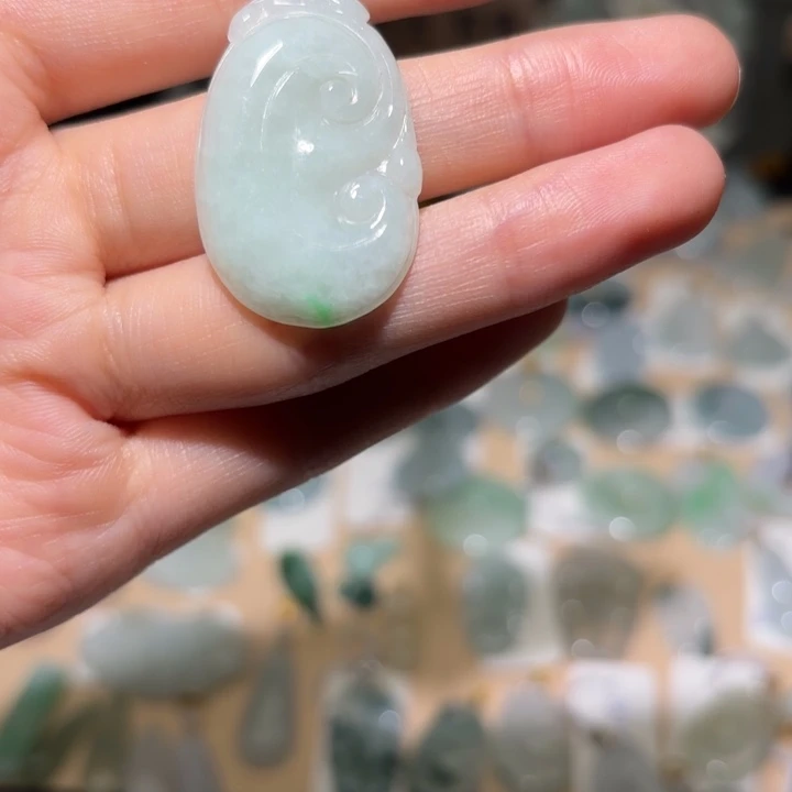 颈饰未镶嵌翡翠纯天然缅甸翡翠货如意吊坠
