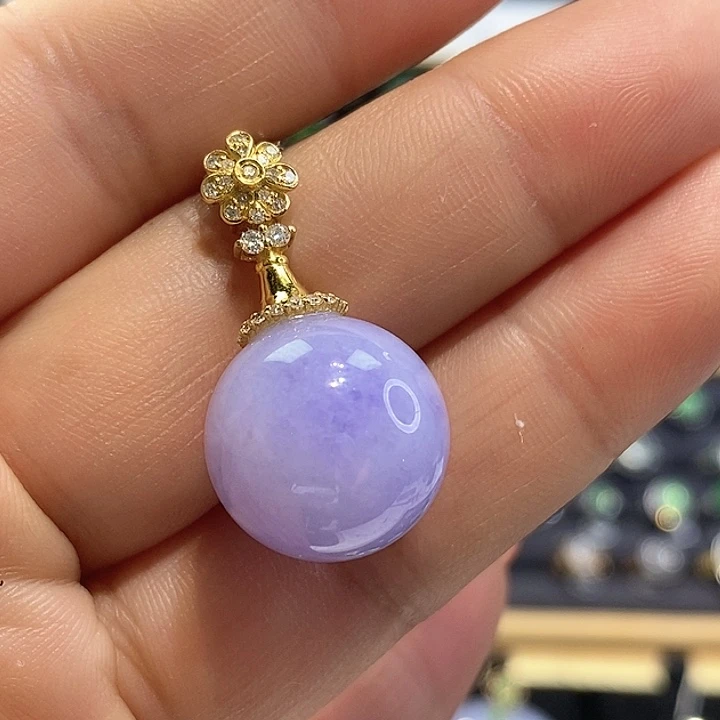 翡翠18K金镶嵌吊坠(不含链)珠子