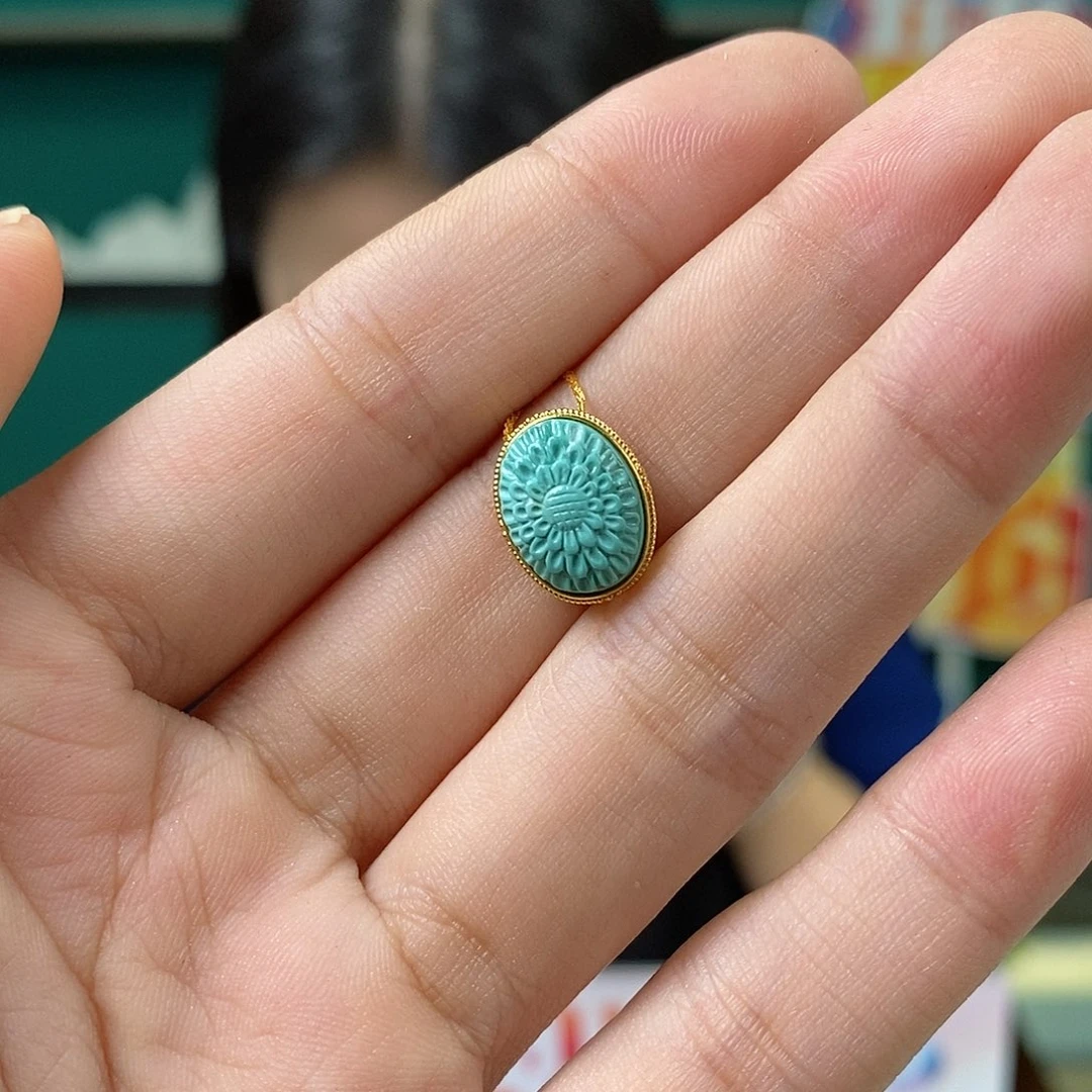 绿松石18K金镶嵌珠宝奇石