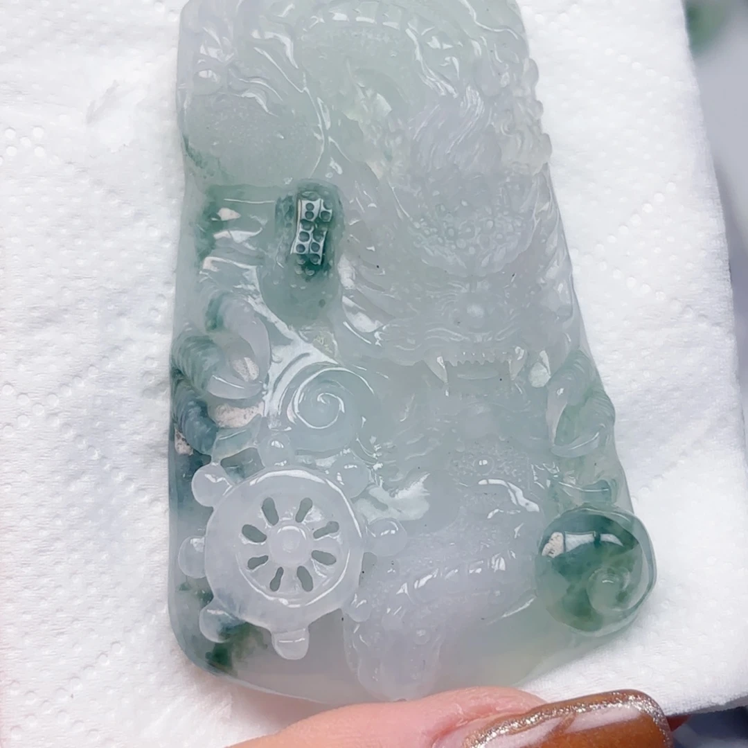 翡翠未镶嵌颈饰long