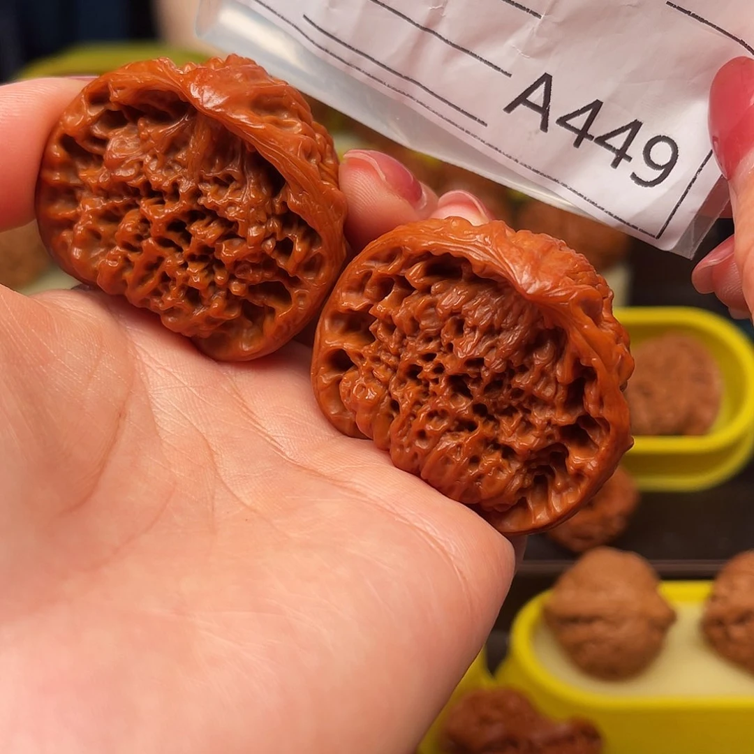 铁***菜文玩核桃吊坠蛇头