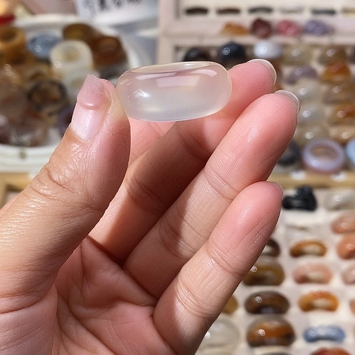 玛瑙/玉髓未镶嵌戒指A 24不退换港15内径17.4