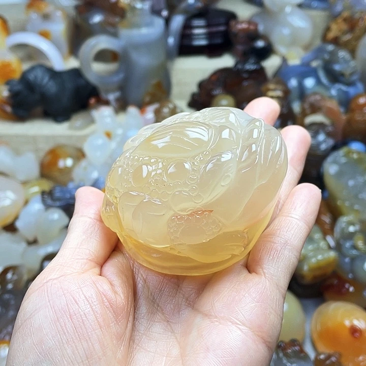 玛瑙/玉髓饰品未镶嵌大****现