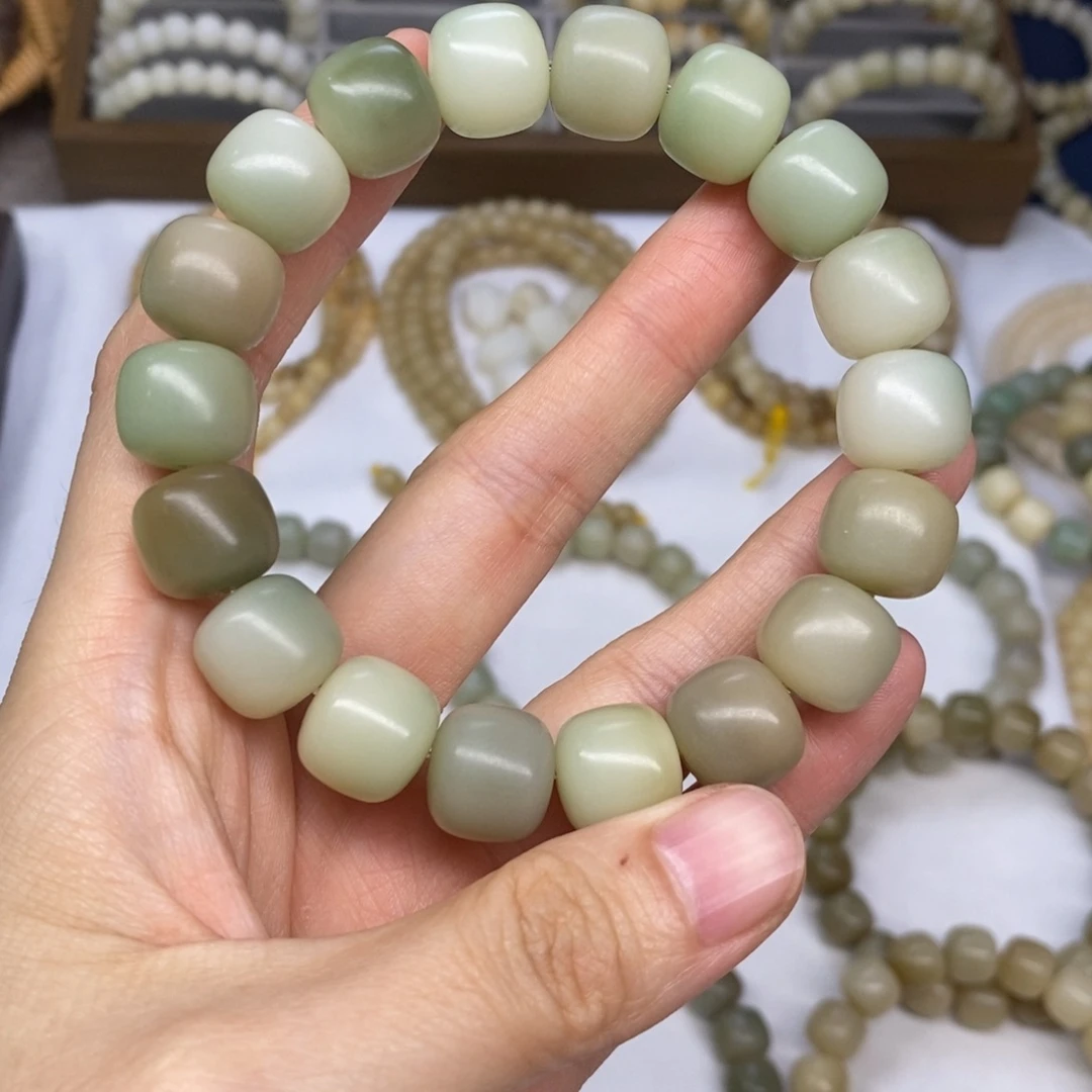 小***珠吊坠菩提根/象牙果露珠