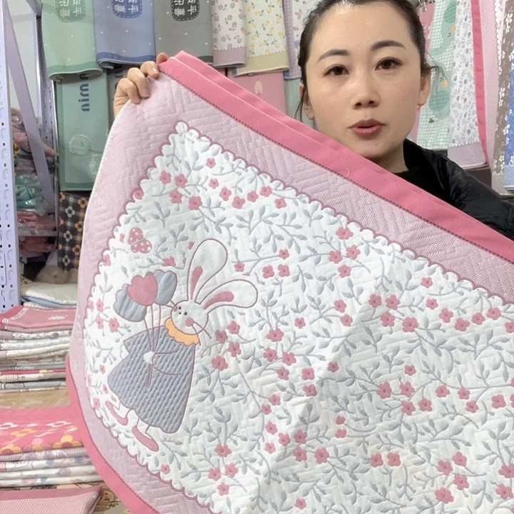 棉特价促销粉色花园兔