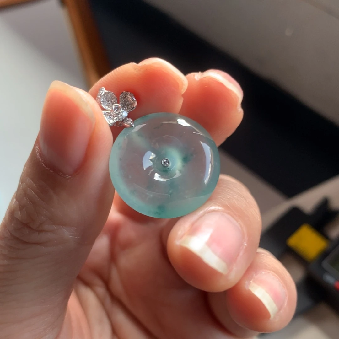 翡翠颈饰18K金镶嵌天然缅甸翡翠吊坠19.8-6.1