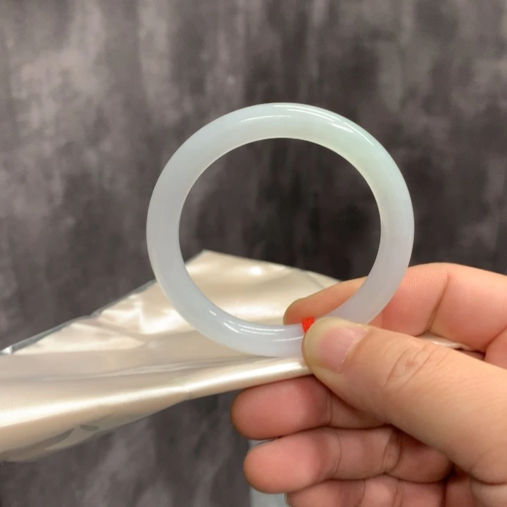 ℒ***⁴翡翠未镶嵌手镯手镯