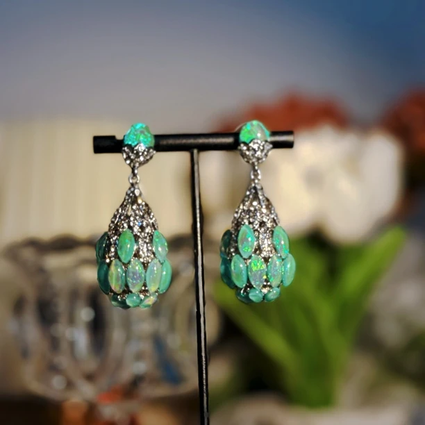 铜合金仿水晶耳饰 人鱼姬炫彩耳钉耳饰气质百搭日常