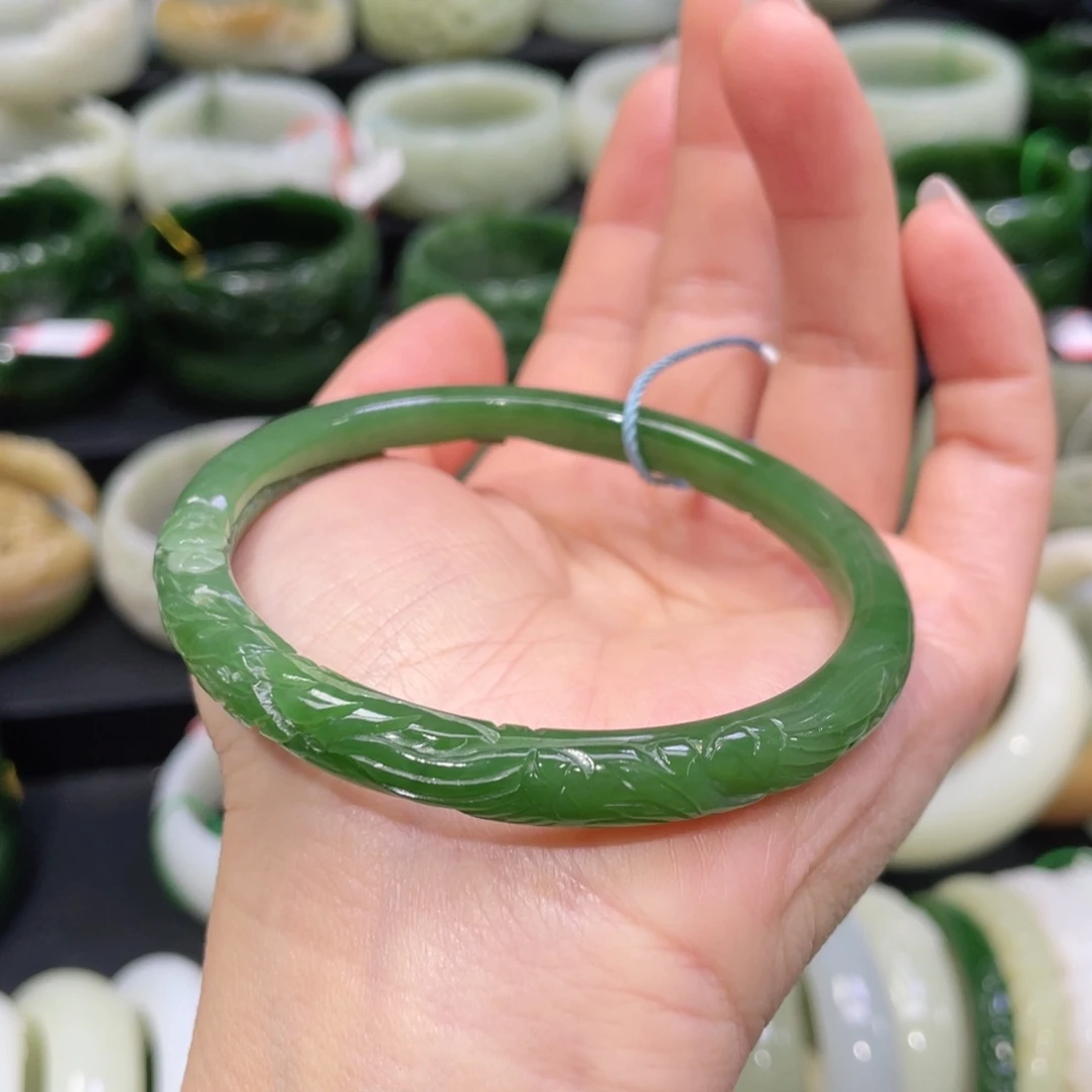 未镶嵌手镯和田玉44