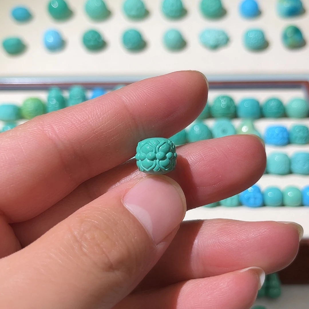 高瓷绿并蒂莲直径10.8