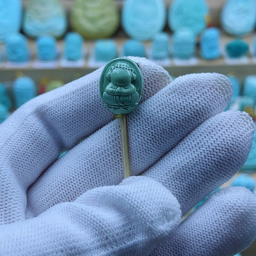 绿松石未镶嵌珠宝奇石