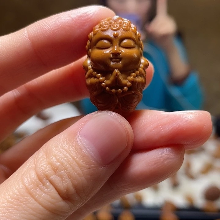 吊坠橄榄核宝宝佛