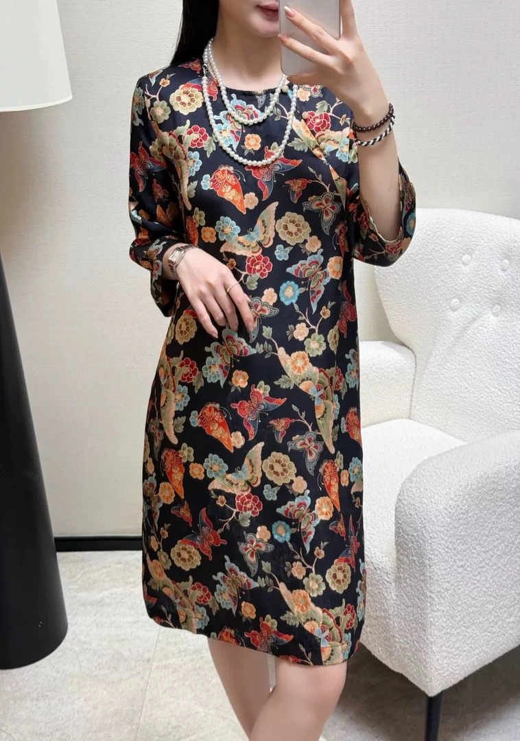 Momo2025夏季新中式国风香云纱新中式国风提花减龄显瘦国风连衣裙