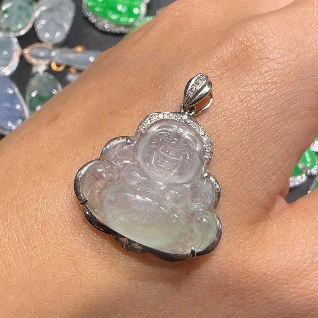 翡翠18K金镶嵌颈饰佛