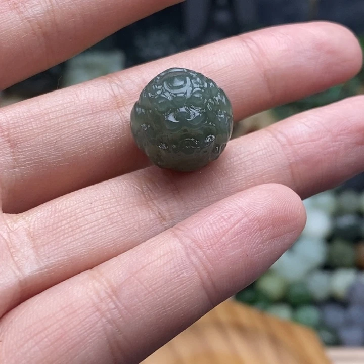 未镶嵌和田玉（糖玉）珠宝半成品