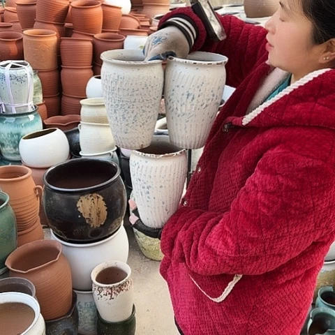 13口20高瑕疵盆子。