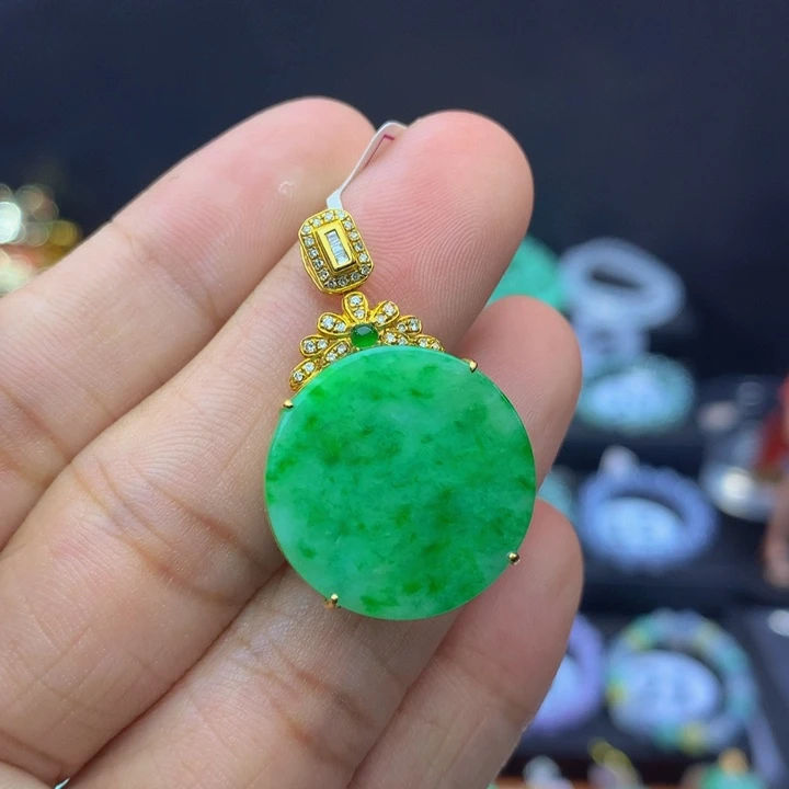 18K金镶嵌手链翡翠翡翠