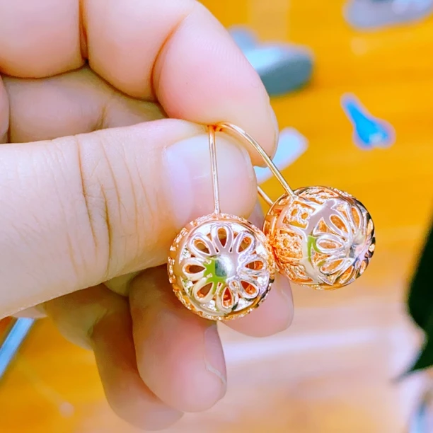 铜合金耳饰 玫瑰金色妈妈款耳环 گىلاس نۇسقا ھالقا