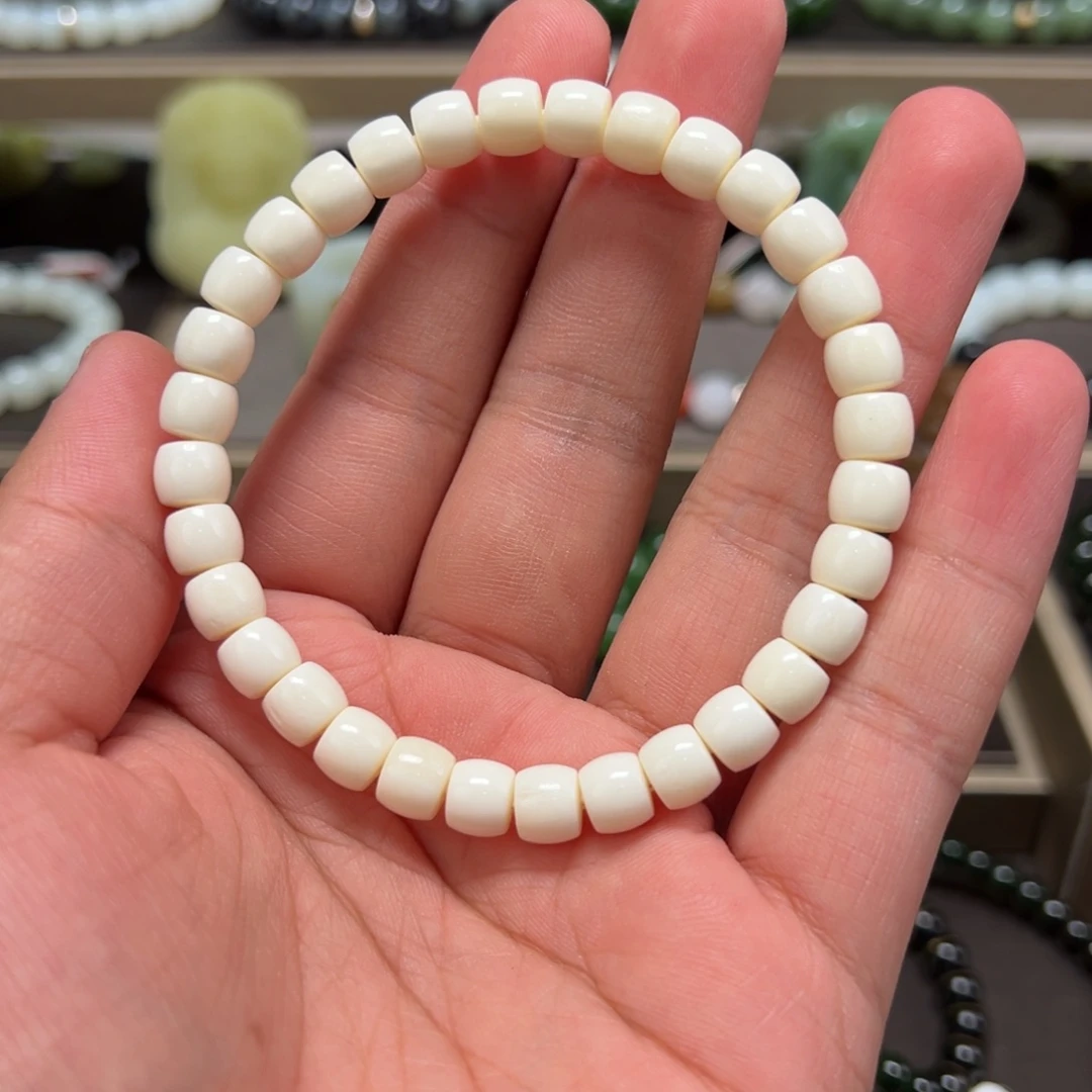 柏香籽/百香籽吊坠7.6mm驼驼