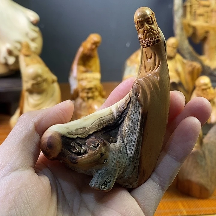 柏木（崖柏）达摩摆件