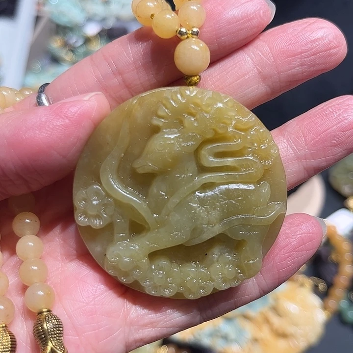 岫玉未镶嵌毛衣链