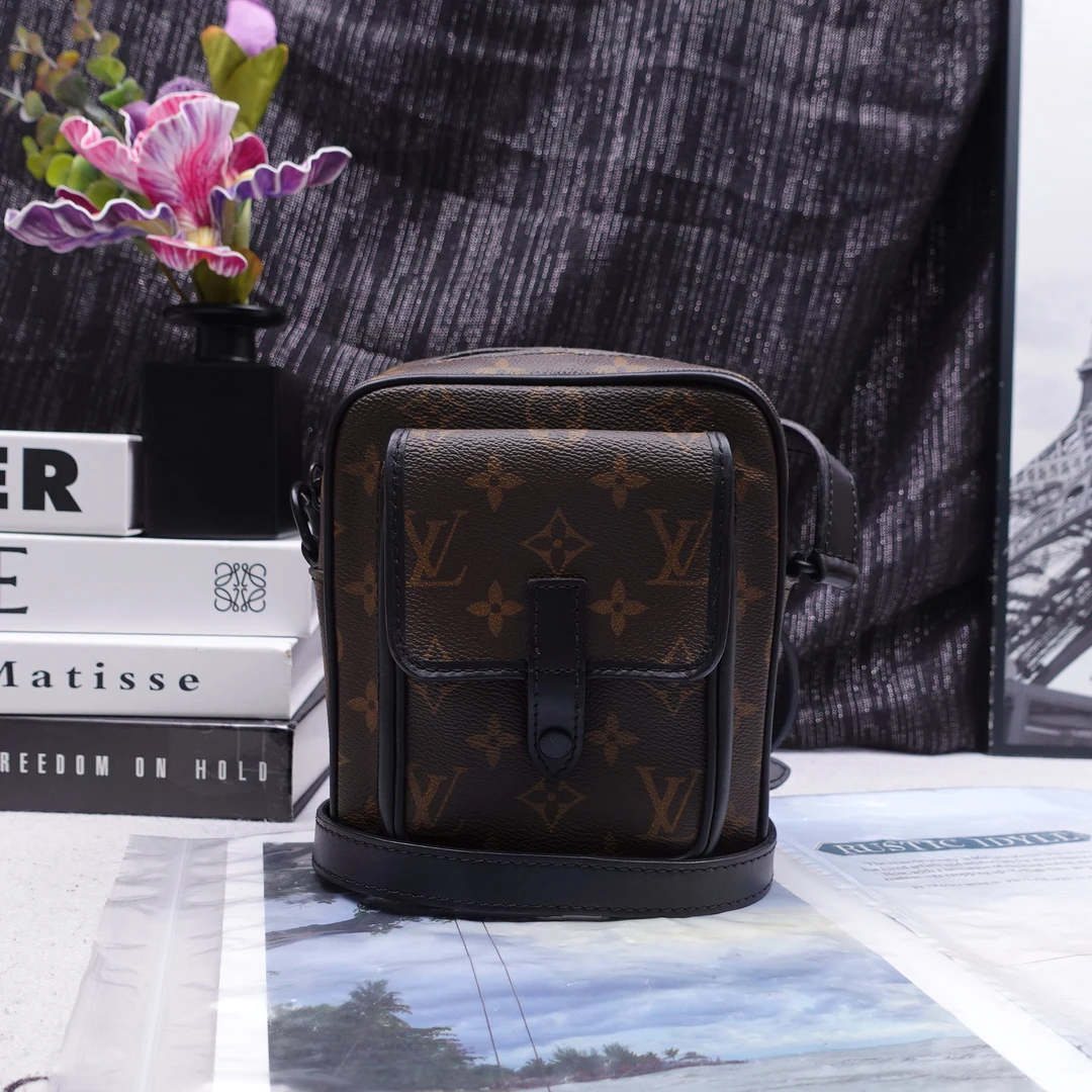 95新 BVLGARI/宝格丽 单肩包/T10328925