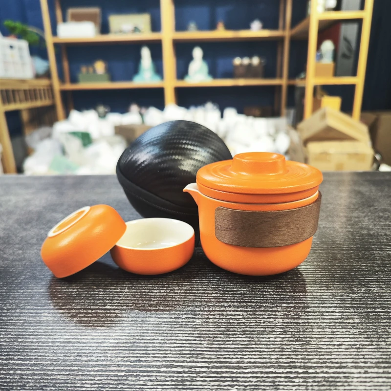 橙色路宝釉一壶两杯旅行茶具A3514
