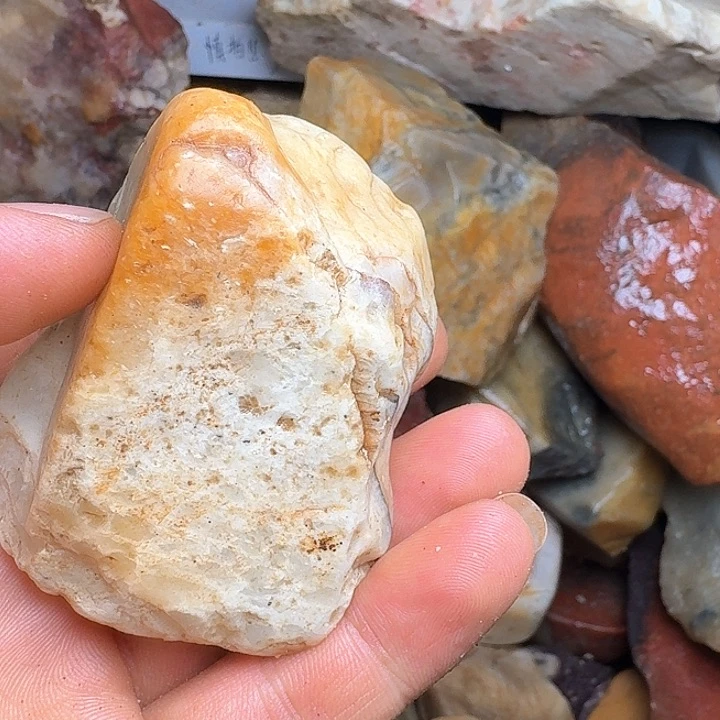寿山石空****猬寿山石的价格