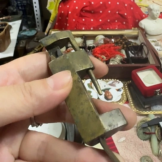 掏***哥ABS这个时候才有时间发照片过来