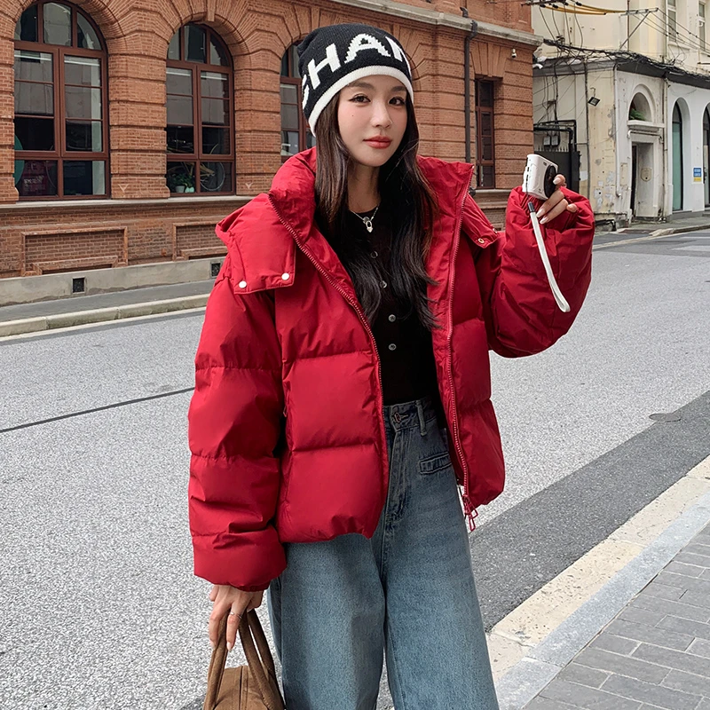 过新年红色短款小个子白鸭绒羽绒服女冬季新款学生连帽加厚面包服
