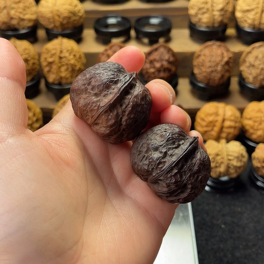 文玩核桃把件有**呦地闷元宝