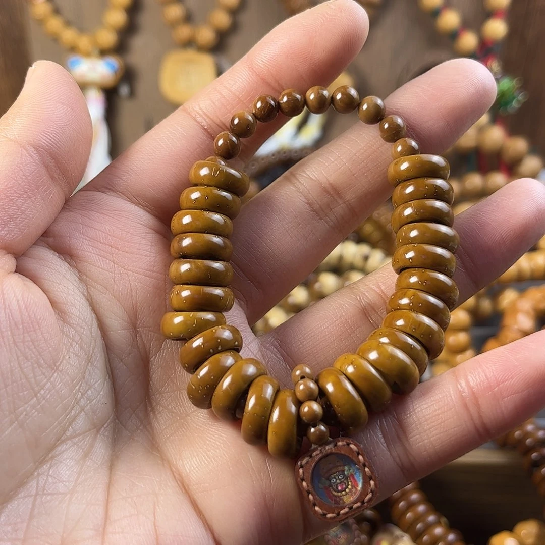 吊坠紫金鼠紫金鼠手串手持碗肠标题