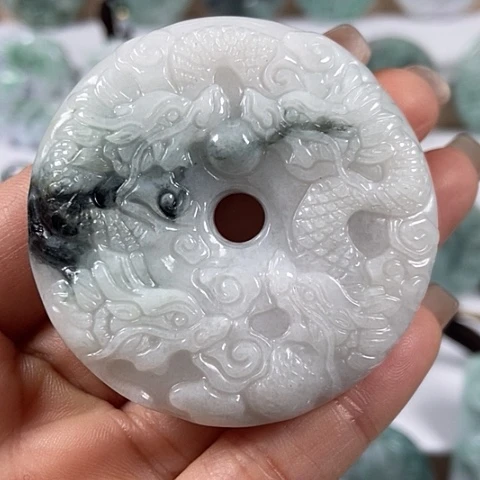 翡翠颈饰未镶嵌九龙扣两面工福利