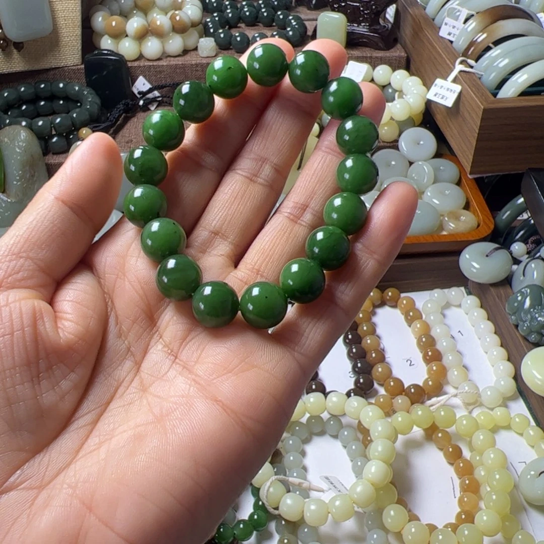 江***月和田玉未镶嵌手链