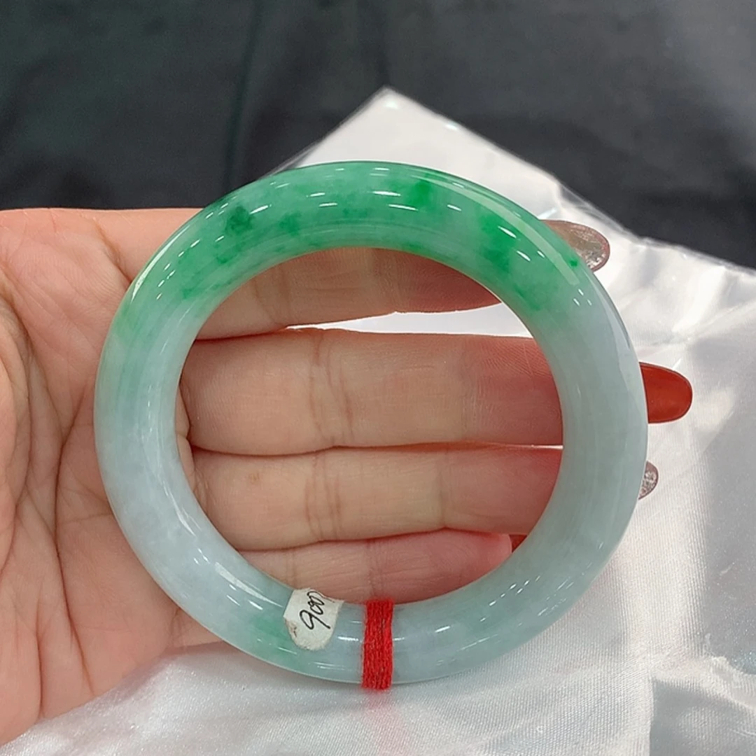 【闪购商品】翡翠手镯未镶嵌圆55