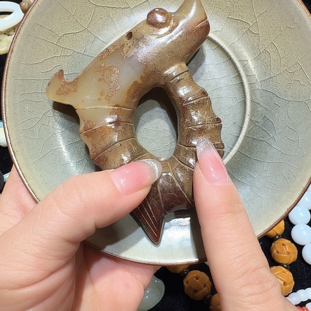 和田玉（糖玉）未镶嵌挂件