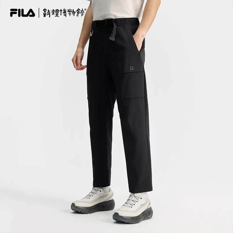 Fila/斐乐男梭织长裤简约百搭亲肤款时尚长裤宽松舒适A11M517807F